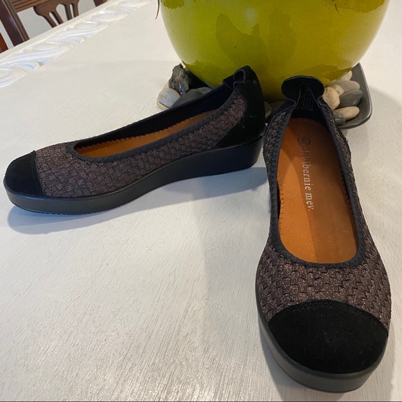 bernie mev. Shoes - Bernie Mev Woven Metallic Platform Cap Toe Shoe